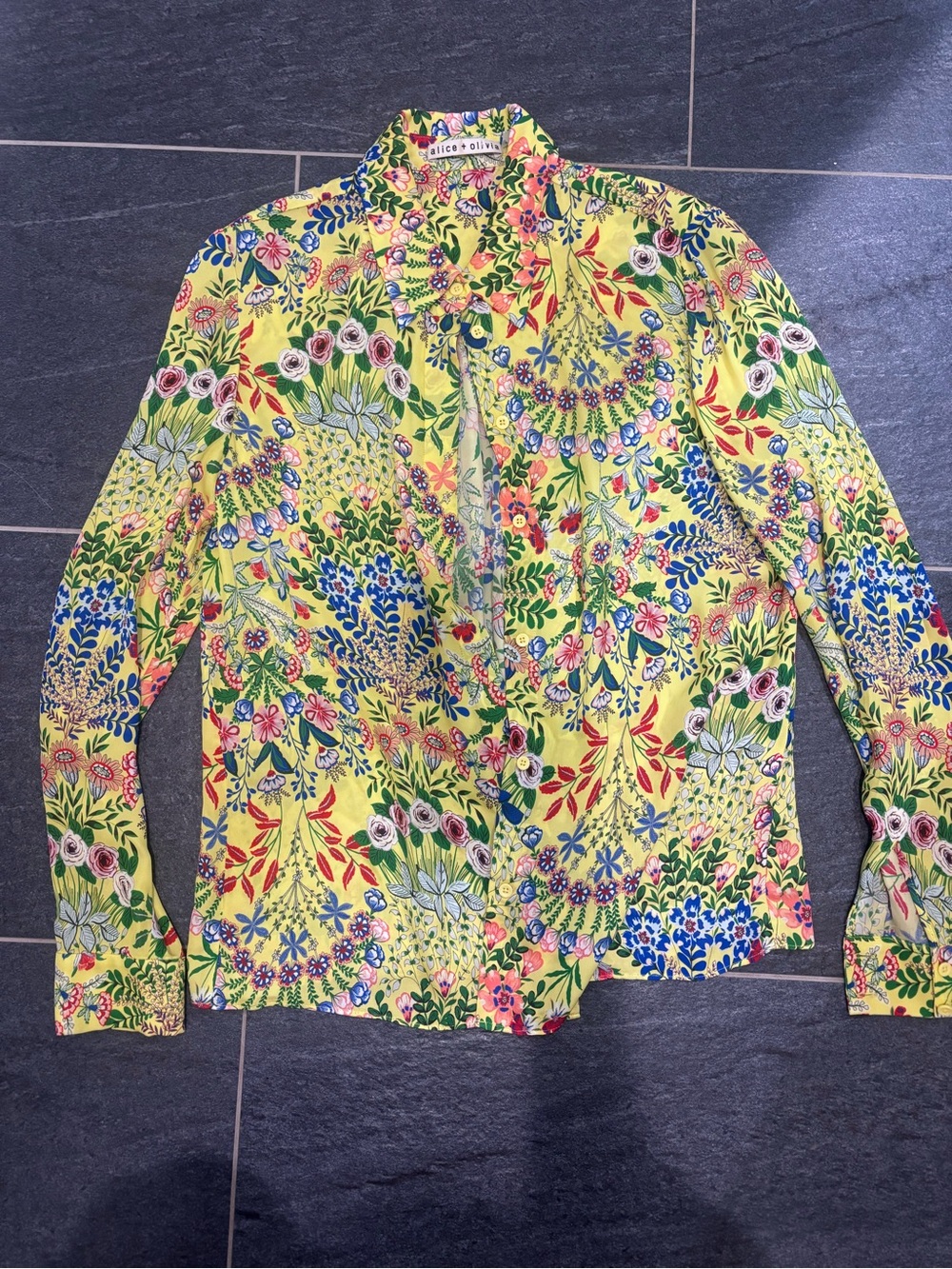 Alice + Olivia Willa Wildflower Daffodil Print button down Blouse